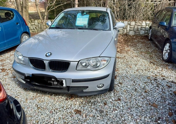 BMW Seria 1 cena 10000 przebieg: 253000, rok produkcji 2004 z Leśna małe 56